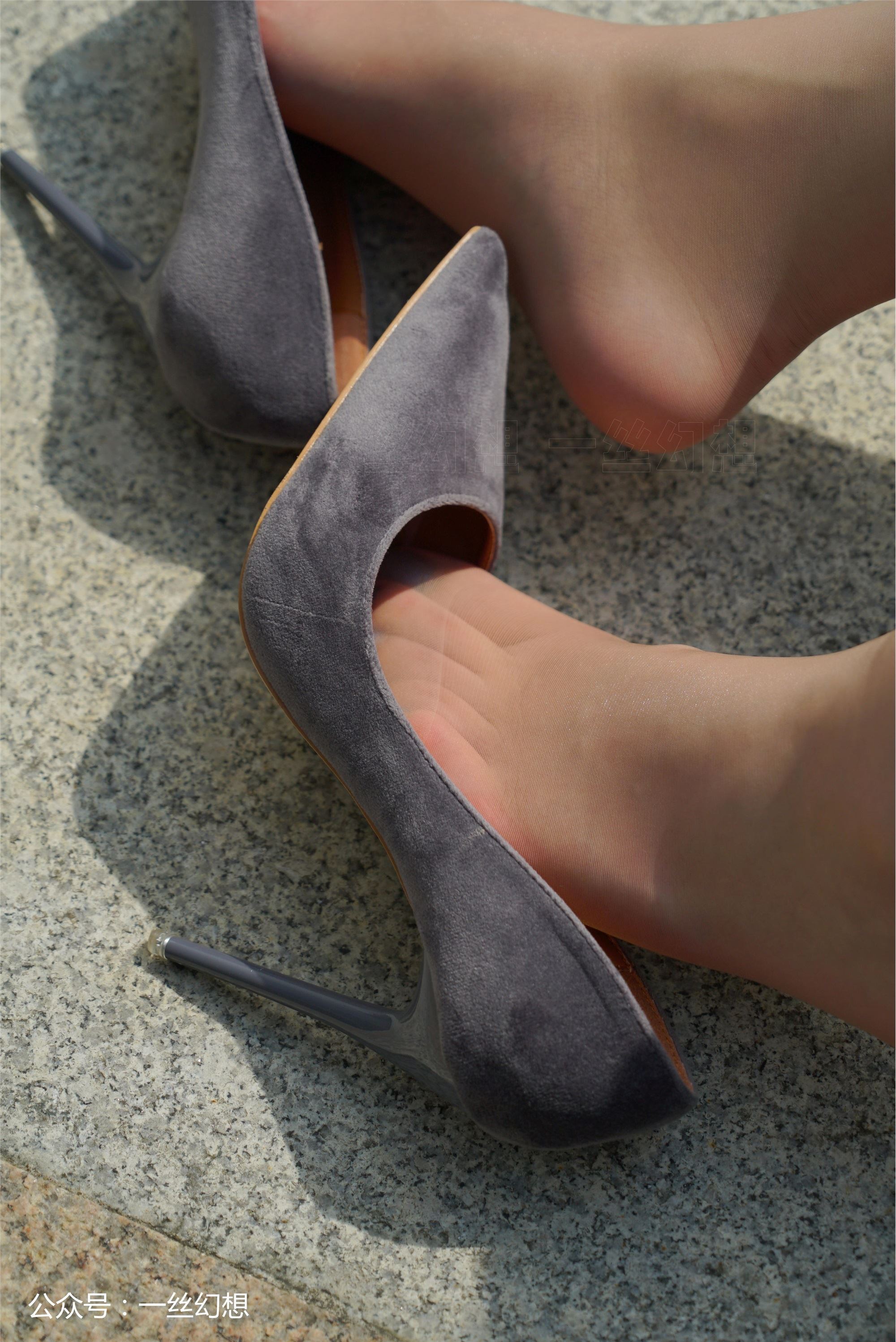 高丝女子图鉴 袜小喵×一丝幻想 NZ018 茜茜